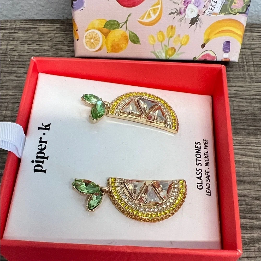 Piper K | Lemon Earrings 🍋 - Picture 3 of 5